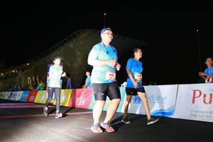 BIB: 9135, 100
                            <button type="button" onclick="openModal(3397502)" class="btn btn-primary btn-sm float-right btn-popup" data-toggle="modal" data-target=".modal-high-quality">
                        <i class="fas fa-shopping-cart"></i> Add to Cart
                    </button>
                                            <button type="button" onclick="isThisMe(3397502, true)" class="btn btn-success btn-sm float-right btn-popup btn-isme hidden" data-toggle="tooltip" data-placement="bottom" title="นี่คือรูปของคุณใช่ไหม คลิกที่นี่เพื่อเอาเข้าอัลบั้ม">
                        <i class="fas fa-plus"></i> Add to album
                    </button>
                    <button type="button" onclick="isThisMe(3397502, false)" class="btn btn-warning btn-sm float-right btn-popup btn-isnotme hidden">
                        <i class="fas fa-ban"></i> Remove from album
                    </button>